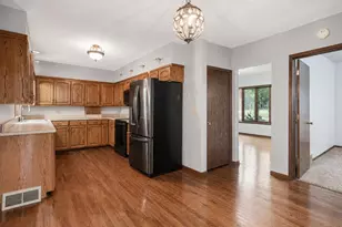 127 Higbie Ave E, Minnesota Lake, MN 56068 - Photo 11