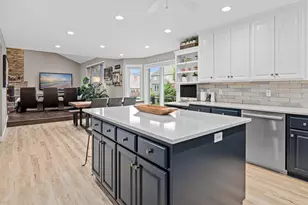 1289 Bucher Ave, Shoreview, MN 55126 - Photo 9