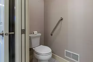 5124 Scenic Oak Dr SW, Rochester, MN 55902 - Photo 31