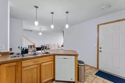 6133 Maclynn Avenue NE, Albertville, MN 55301 - Photo 9