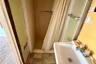 629 E Mark St, Winona, MN 55987 - Photo 7