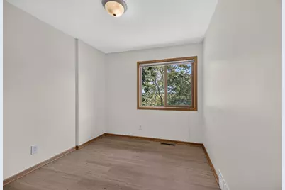 6463 Delilah Avenue, Inver Grove Heights, MN 55076 - Photo 11
