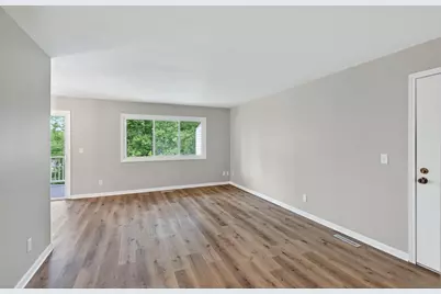 7956 Charles Way, Inver Grove Heights, MN 55076 - Photo 7