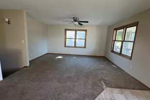 410 13th St N, Benson, MN 56215 - Photo 11