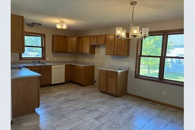 410 13th Street N, Benson, MN 56215 - Photo 9