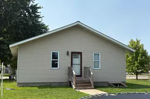 410 13th St N, Benson, MN 56215 - Photo 3