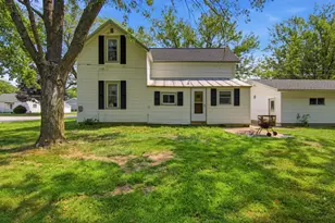 808 Bailey Ave, Wabasha, MN 55981 - Photo 3