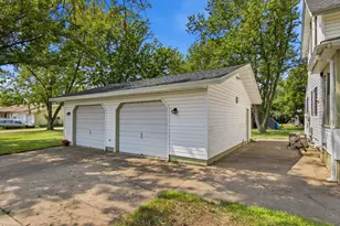 808 Bailey Ave, Wabasha, MN 55981 - Photo 5