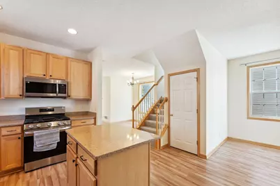9902 Switch Grass Lane, Eden Prairie, MN 55347 - Photo 5