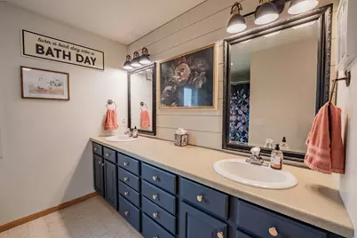 1704 Sierra Drive S, Eau Claire, WI 54701 - Photo 25