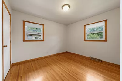 120 N Manitou Drive, Mankato, MN 56001 - Photo 17