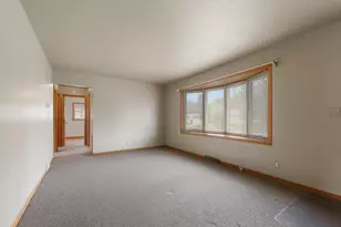 120 N Manitou Dr, Mankato, MN 56001 - Photo 3