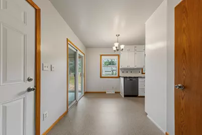 120 N Manitou Drive, Mankato, MN 56001 - Photo 11