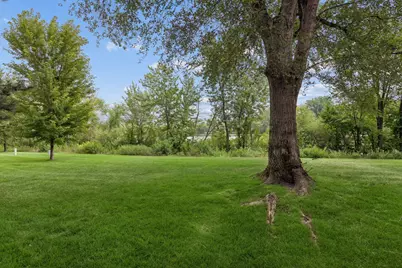 608 Sullivan Drive NE, Columbia Heights, MN 55421 - Photo 3