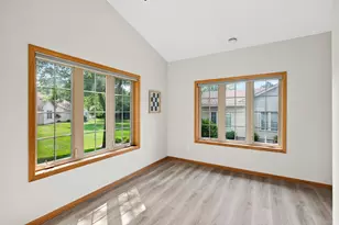 6801 24th St N, Oakdale, MN 55128 - Photo 17