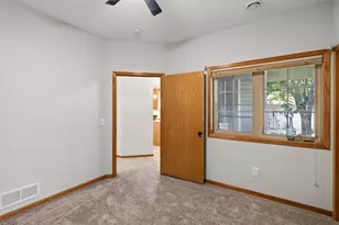 6801 24th St N, Oakdale, MN 55128 - Photo 19