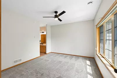 6801 24th Street N, Oakdale, MN 55128 - Photo 13