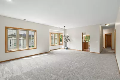 6801 24th Street N, Oakdale, MN 55128 - Photo 11
