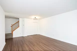 1228 Elmwood Ave, Shakopee, MN 55379 - Photo 5