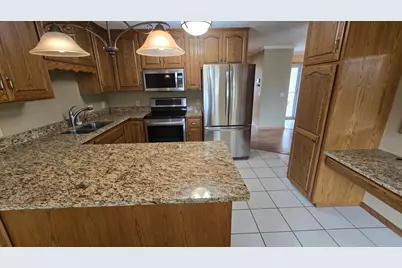 1703 3rd Avenue NE, Austin, MN 55912 - Photo 7