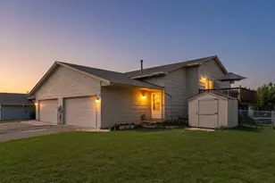 7194 Upper 17th St N, Oakdale, MN 55128 - Photo 1