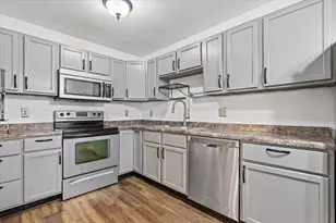7194 Upper 17th St N, Oakdale, MN 55128 - Photo 9