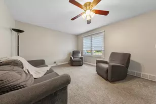 718 5th St SE, Waseca, MN 56093 - Photo 15