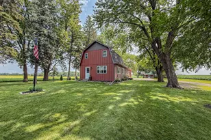 1301 N 9th St, Olivia, MN 56277 - Photo 39