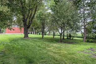 1301 N 9th St, Olivia, MN 56277 - Photo 45