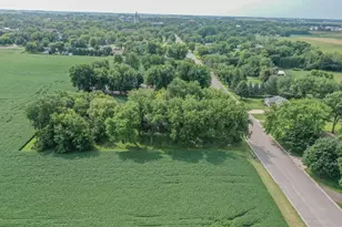 1301 N 9th St, Olivia, MN 56277 - Photo 53