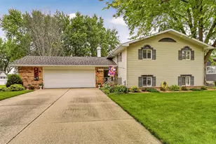848 15th St SE, Owatonna, MN 55060 - Photo 1