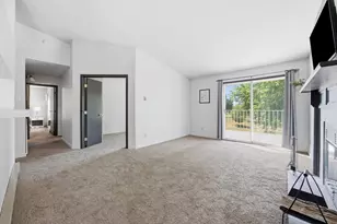 2807 32nd St S, Moorhead, MN 56560 - Photo 5