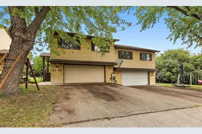 5200 44th Avenue N, Robbinsdale, MN 55422 - Photo 1