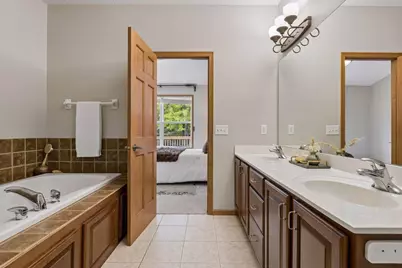 17461 Haralson Drive, Eden Prairie, MN 55347 - Photo 37