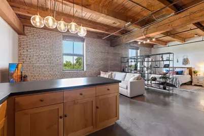 127 5th Street NE #203, Minneapolis, MN 55413 - Photo 5