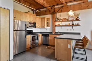 127 5th St NE, Minneapolis, MN 55413 - Photo 3