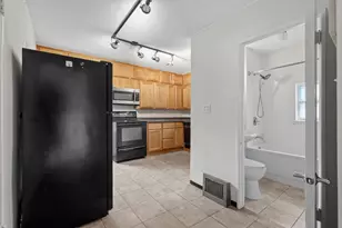 346 Geranium Ave E, Saint Paul, MN 55130 - Photo 7