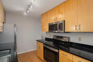 2700 W 44th St, Minneapolis, MN 55410 - Photo 13