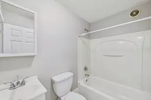 1622 Girard Ave N, Minneapolis, MN 55411 - Photo 13