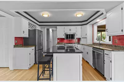 9348 Olympia Drive, Eden Prairie, MN 55347 - Photo 25