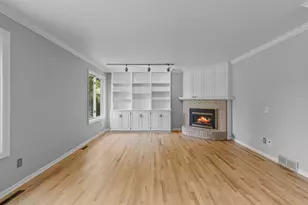 9348 Olympia Dr, Eden Prairie, MN 55347 - Photo 17