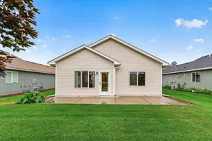 1012 Golden Way NW, Isanti, MN 55040 - Photo 3