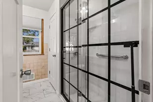 2156 Hawthorne Ave E, Saint Paul, MN 55119 - Photo 13