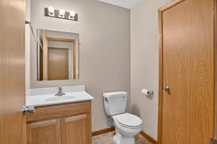 3536 Genevieve Ave N, Oakdale, MN 55128 - Photo 15