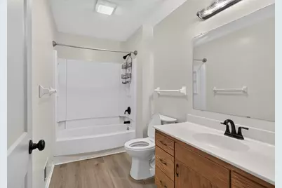 7640 Hampshire Avenue N, Brooklyn Park, MN 55428 - Photo 23
