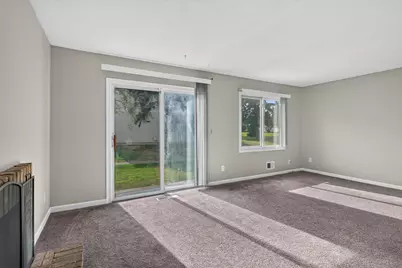 7640 Hampshire Avenue N, Brooklyn Park, MN 55428 - Photo 9