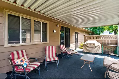 8211 Sheridan Avenue N, Brooklyn Park, MN 55444 - Photo 13