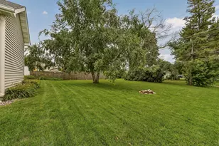 113 1st St SW, Dodge Center, MN 55927 - Photo 3
