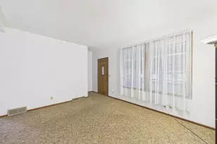 992 Matilda St, Saint Paul, MN 55117 - Photo 5