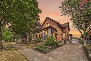 992 Matilda St, Saint Paul, MN 55117 - Photo 1